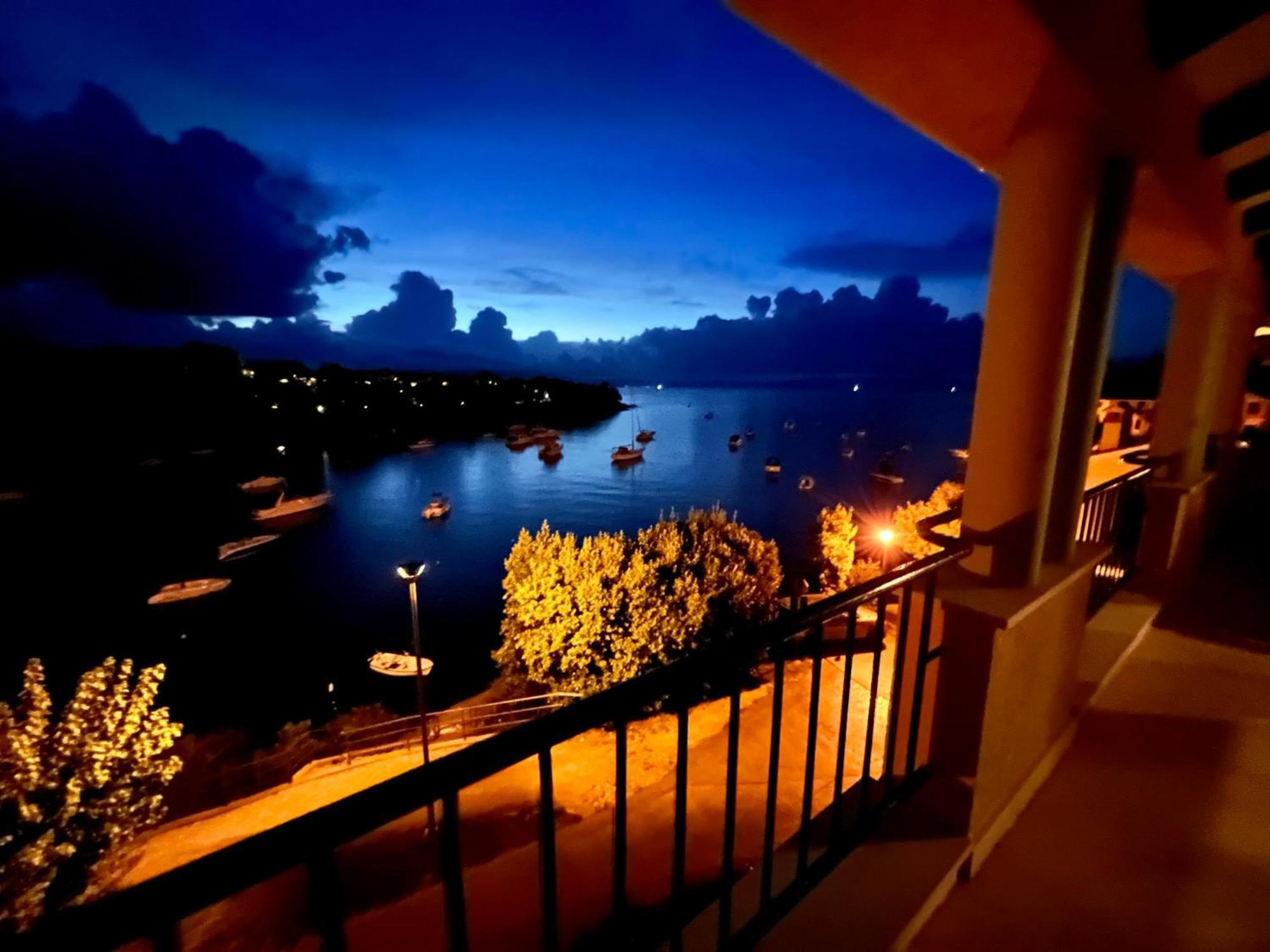 Villamar Beachfront Apartments With Free Private Parking 拉巴克 外观 照片
