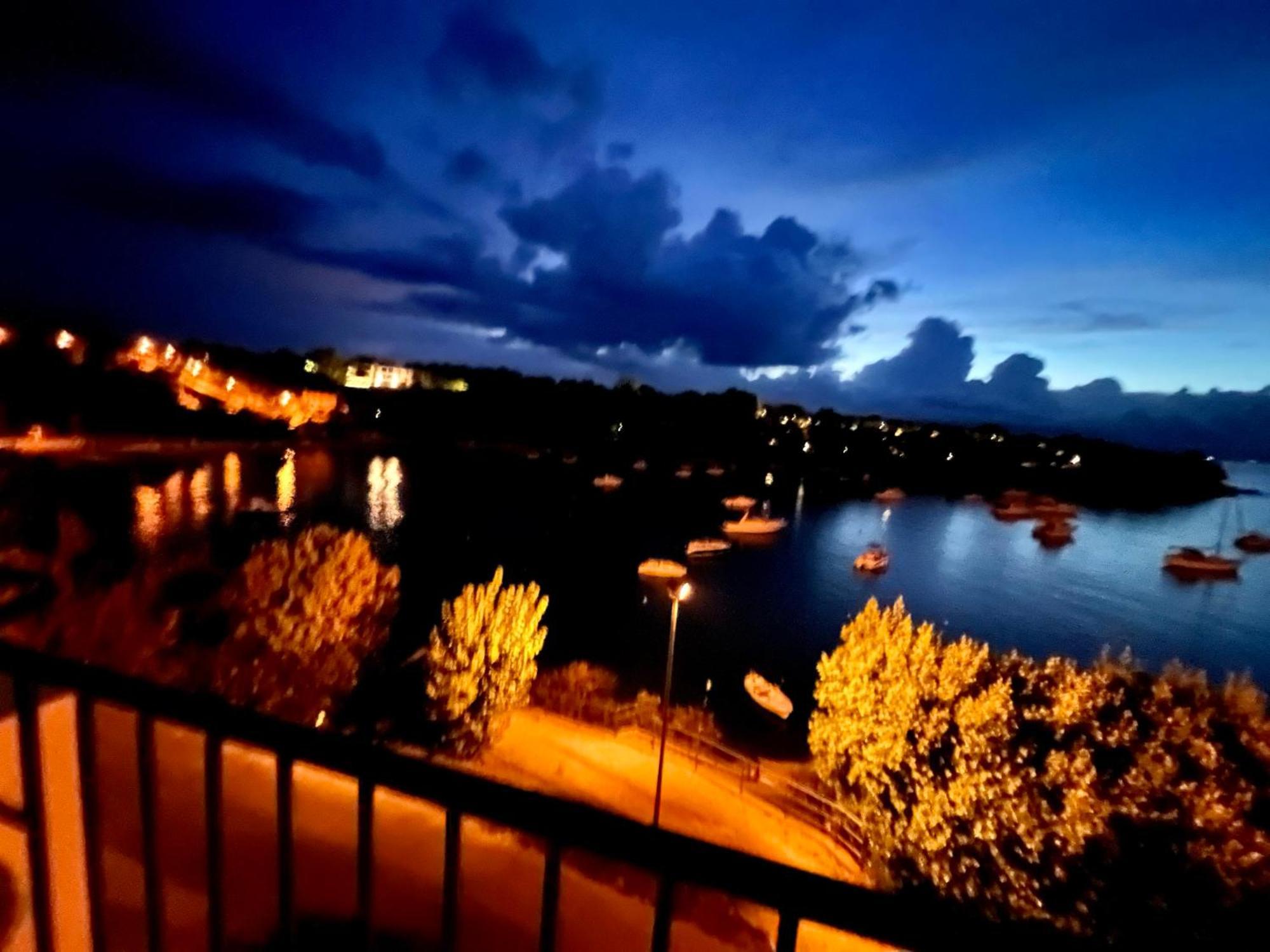Villamar Beachfront Apartments With Free Private Parking 拉巴克 外观 照片